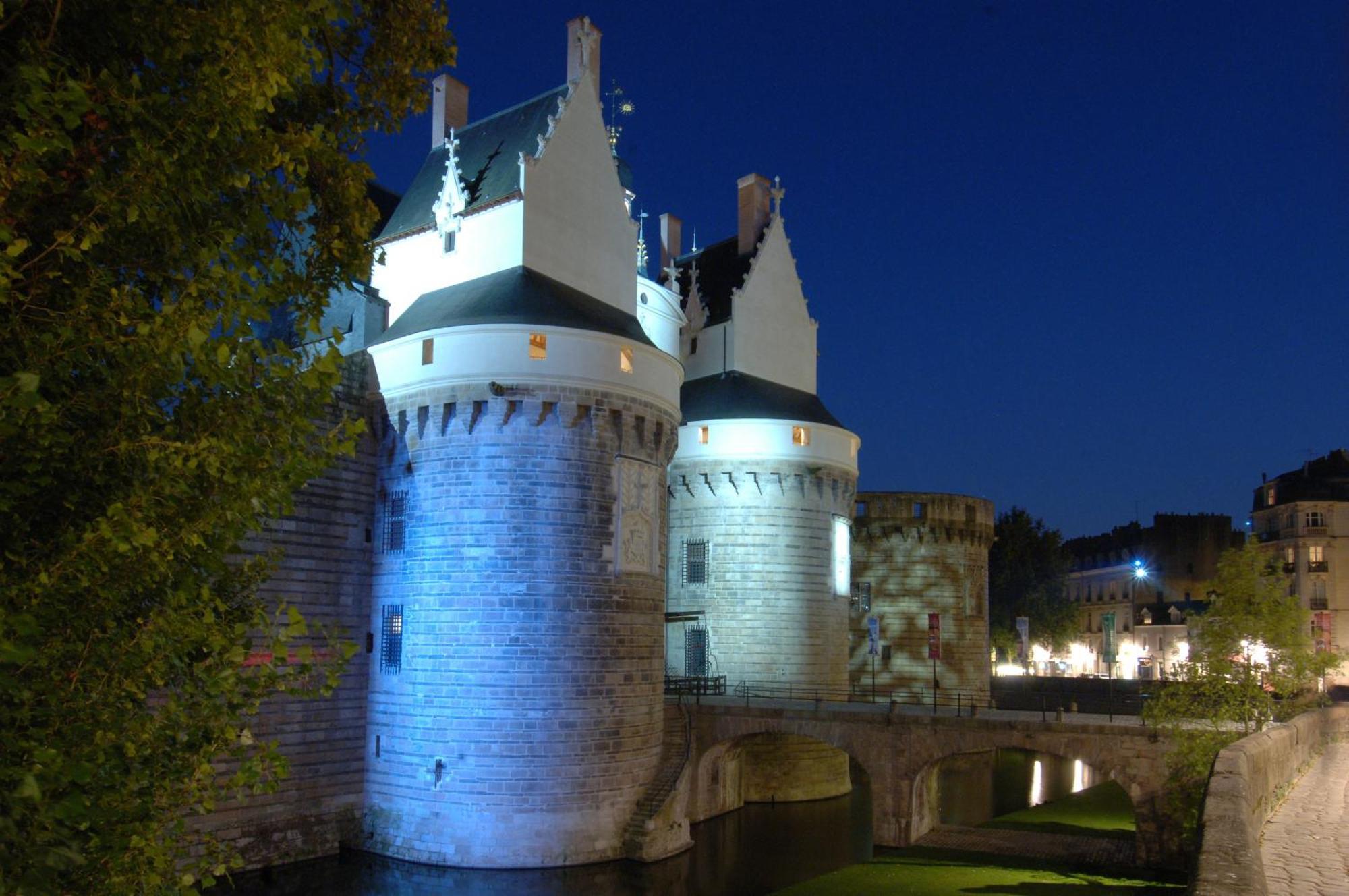 Mercure Nantes Centre Gare Hotel Exterior photo